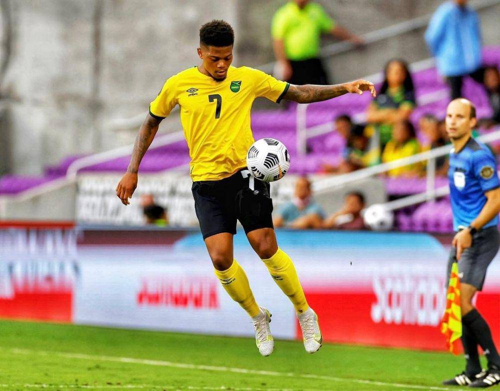 potret Leon Bailey (instagram.com/avfcofficial)