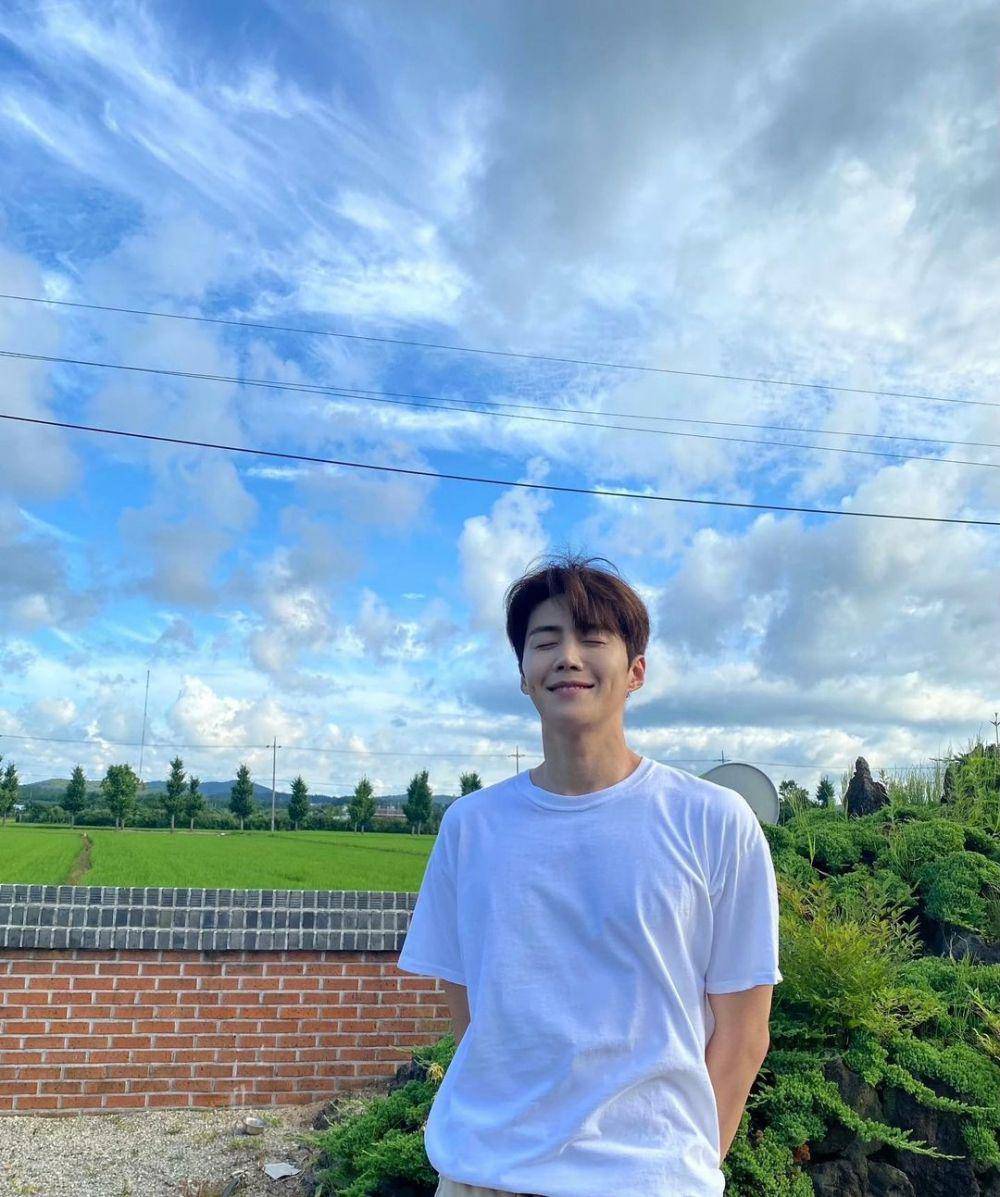 Kim Seon Ho (instagram.com/tvndrama.official)