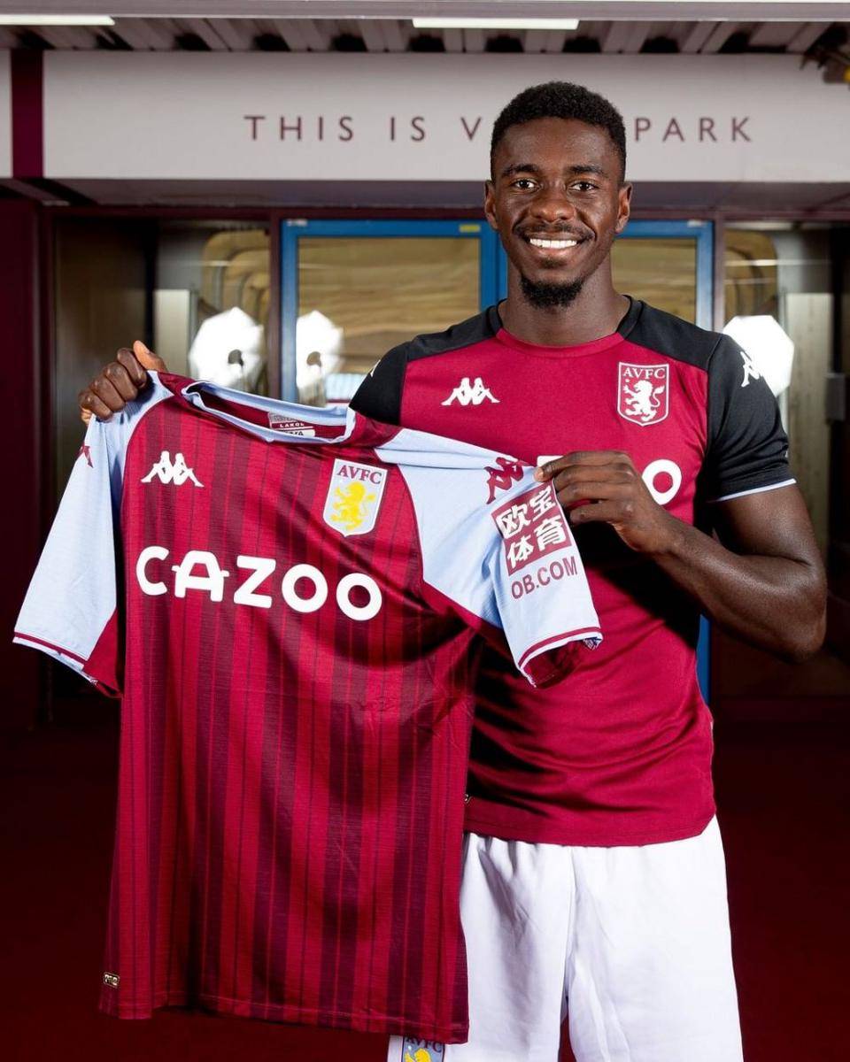 potret Axel Tuanzebe (instagram.com/avfcofficial)