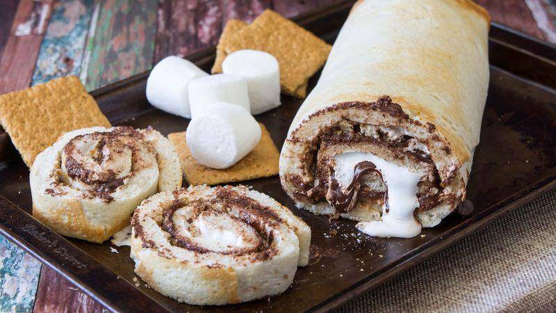 ilustrasi s'mores roulade (pillsbury.com/Shawn Syphus)