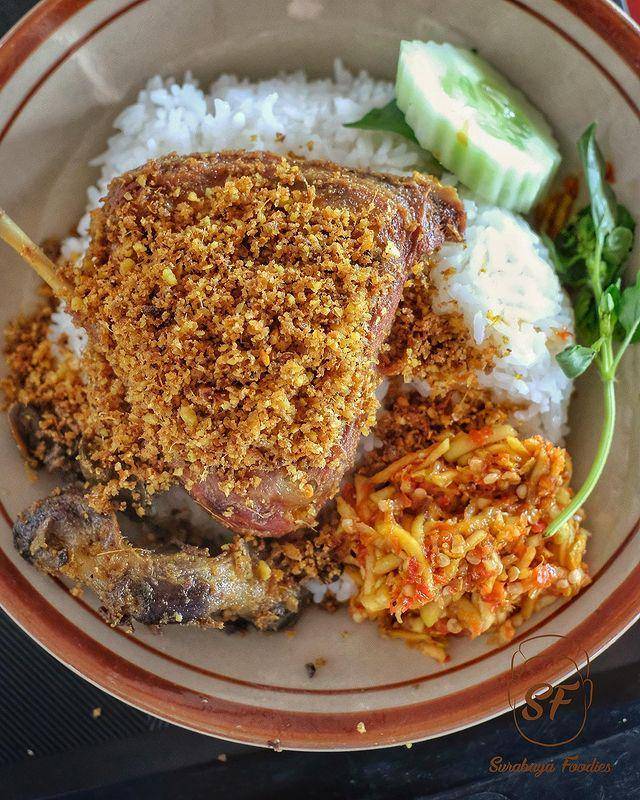 Bebek sinjay (instagram.com/surabayafoodies)