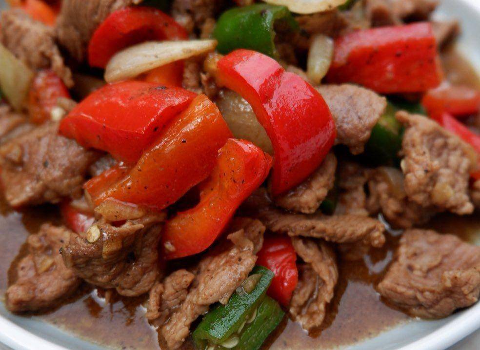 Daging sapi lada hitam siap disantap (instagram.com/arirhams)