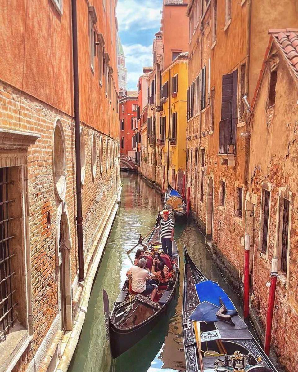 Gang-gang sempit di Venesia (instagram.com/michele.fatone91)
