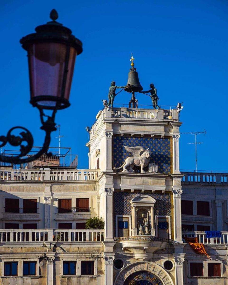 Menara lonceng Piazza San Marco (instagram.com/giocone50)