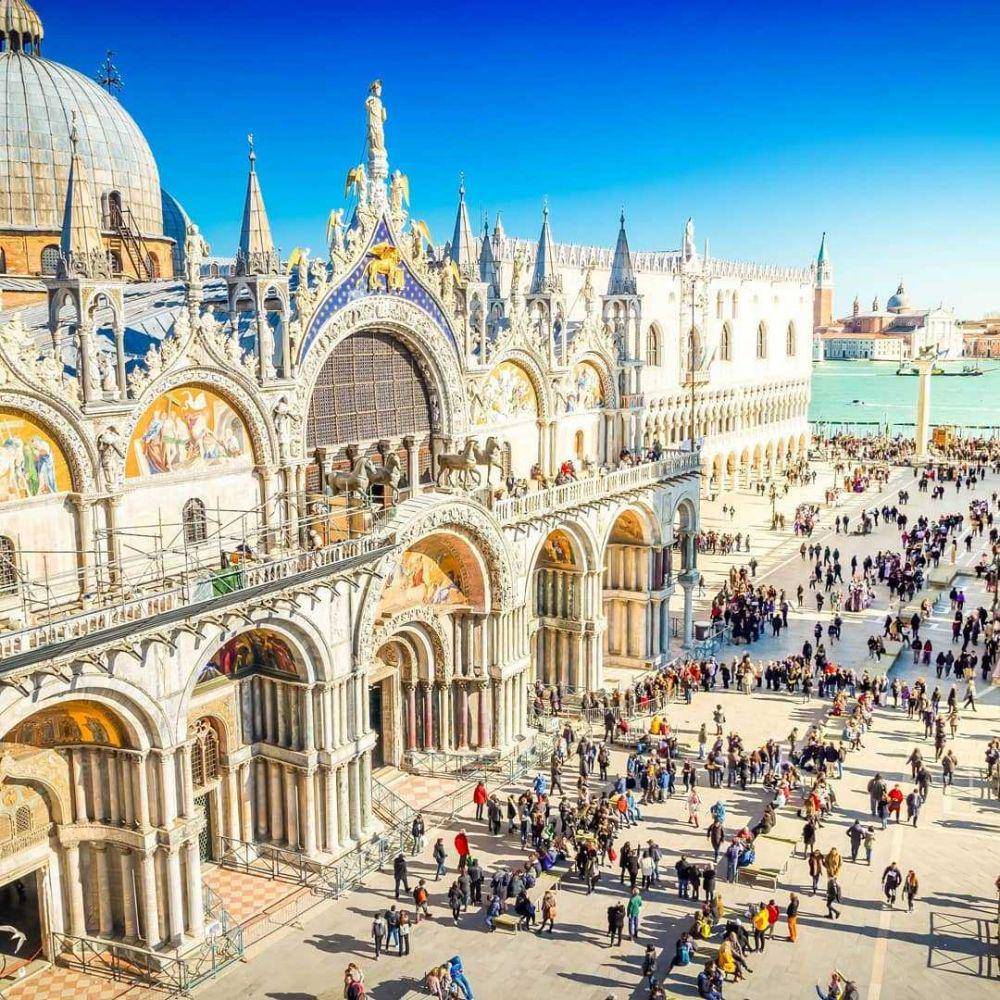 Basilika Santo Markus (instagram.com/officialtravelinsider)