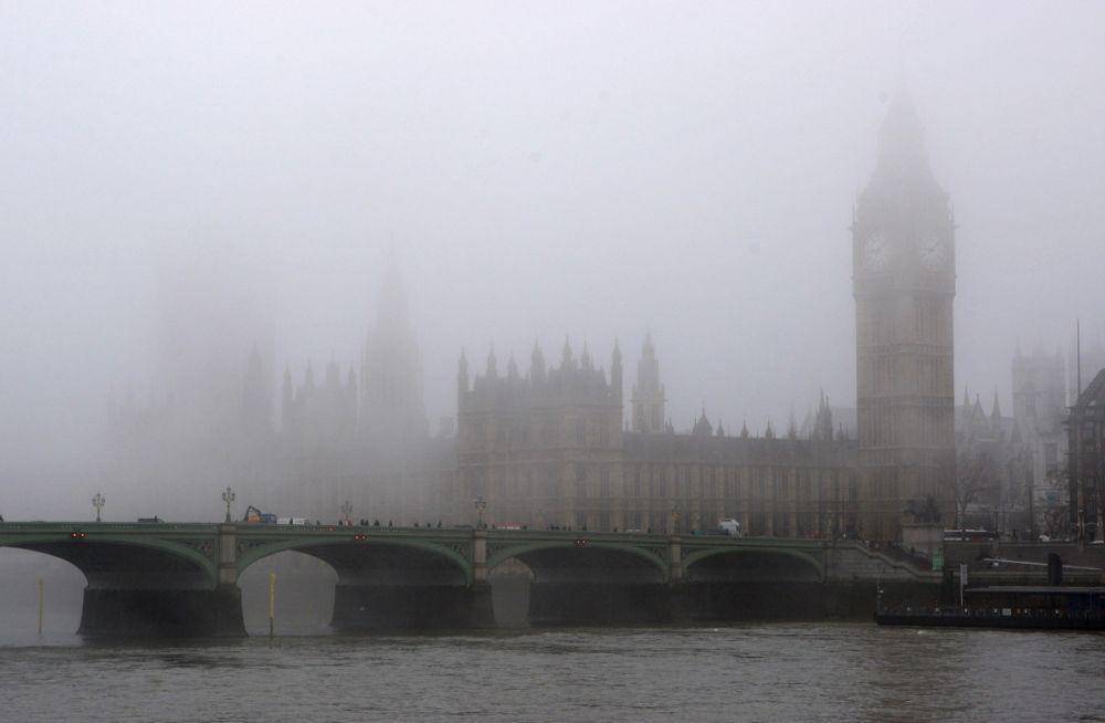kabut asap di kota London pada 1952 (history.com)