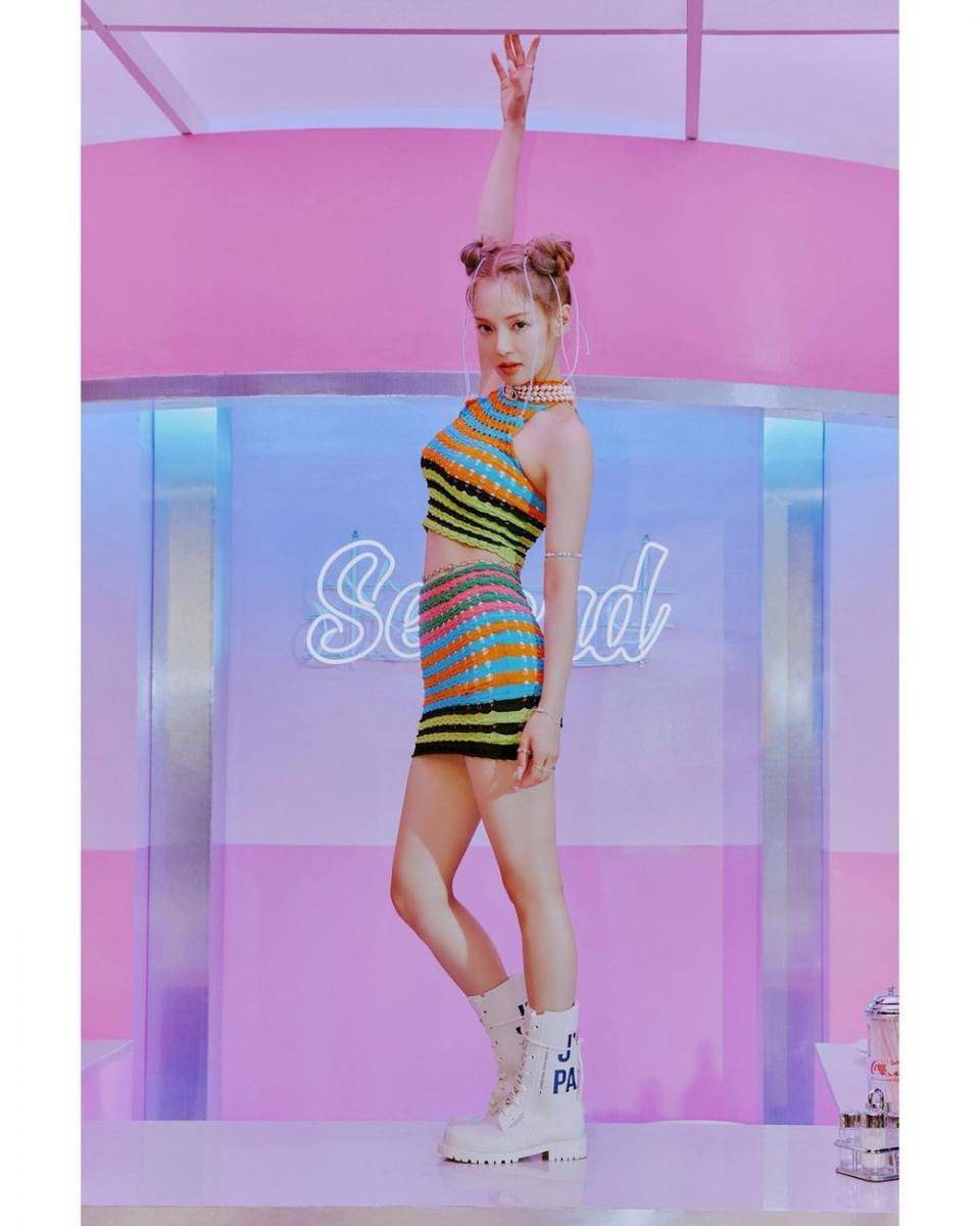 Hyoyeon (instagram.com/hyoyeon_x_x)