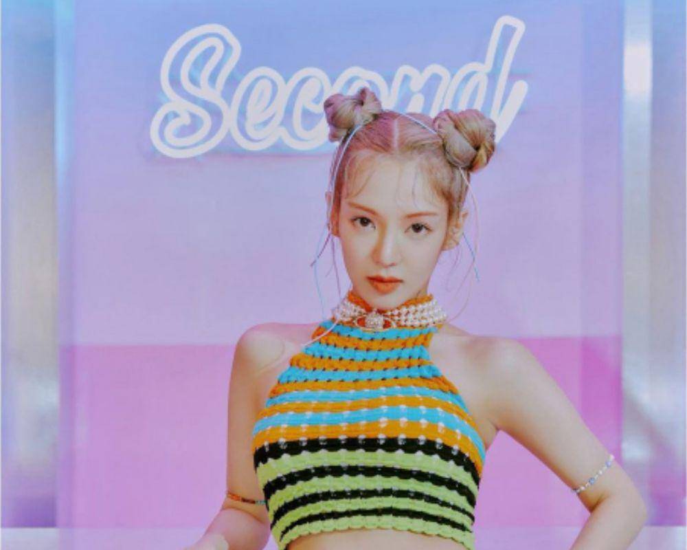 Hyoyeon (instagram.com/ hyoyeon_x_x)