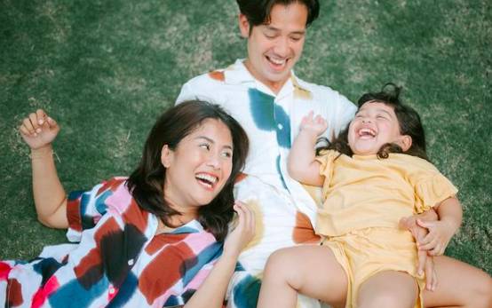 Liburan Tarra Budiman dan istri (instagram.com/tarrabudiman)