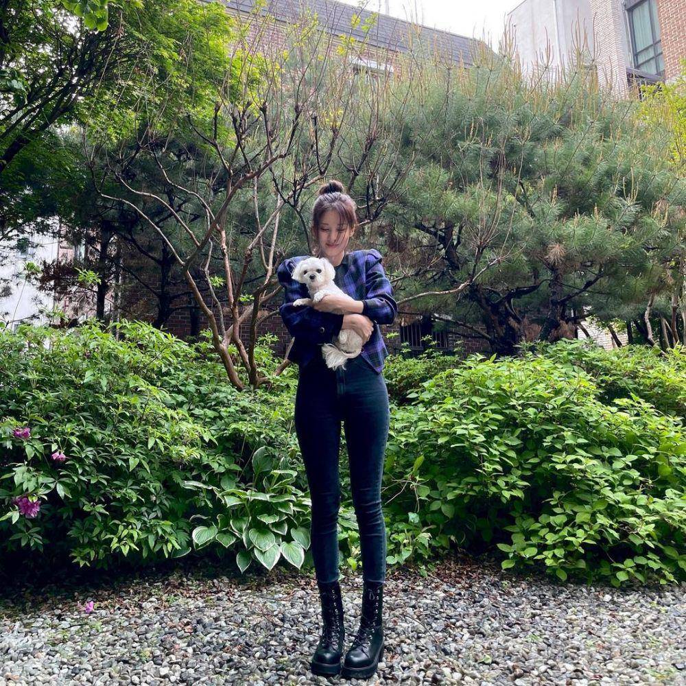 OOTD Seohyun (instagram.com/seojuhyun_s)