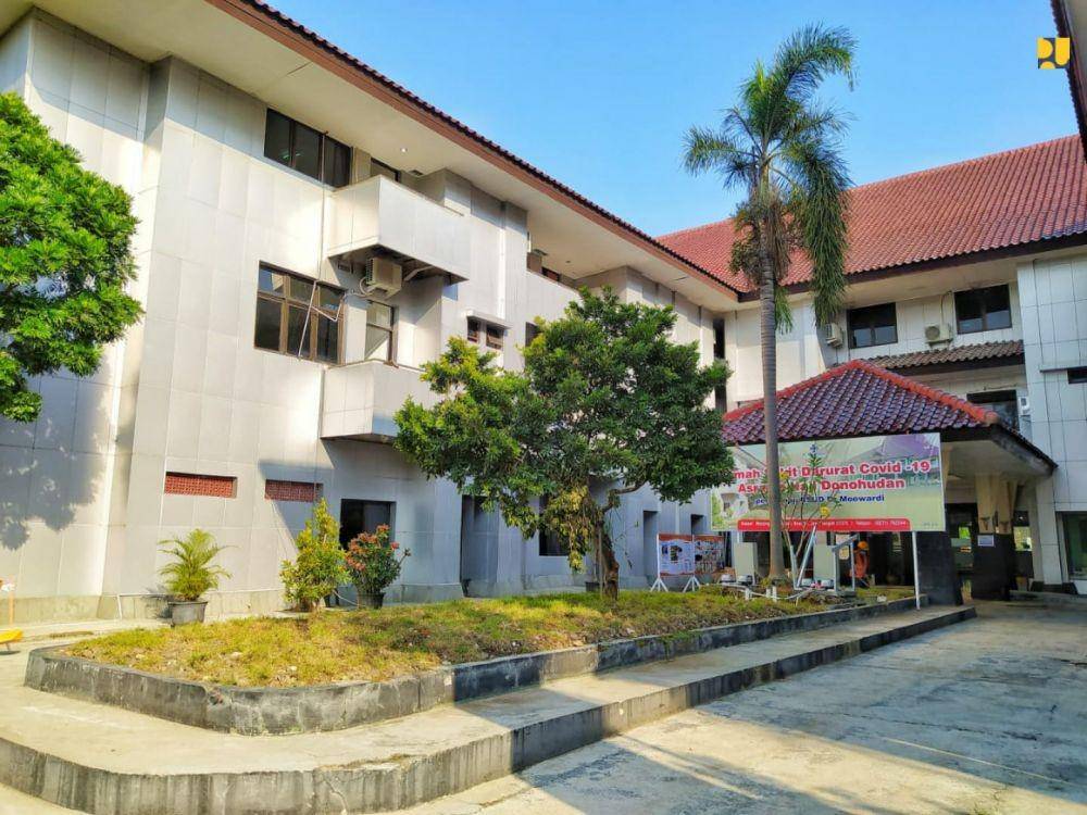 Kementerian Pekerjaan Umum dan Perumahan Rakyat (PUPR) menyiapkan rumah sakit (RS) darurat dan tempat isolasi di 33 lokasi sebagai langkah antisipatif mengurangi dampak fatal dari COVID-19. (Dok. Istimewa/KementerianPUPR)