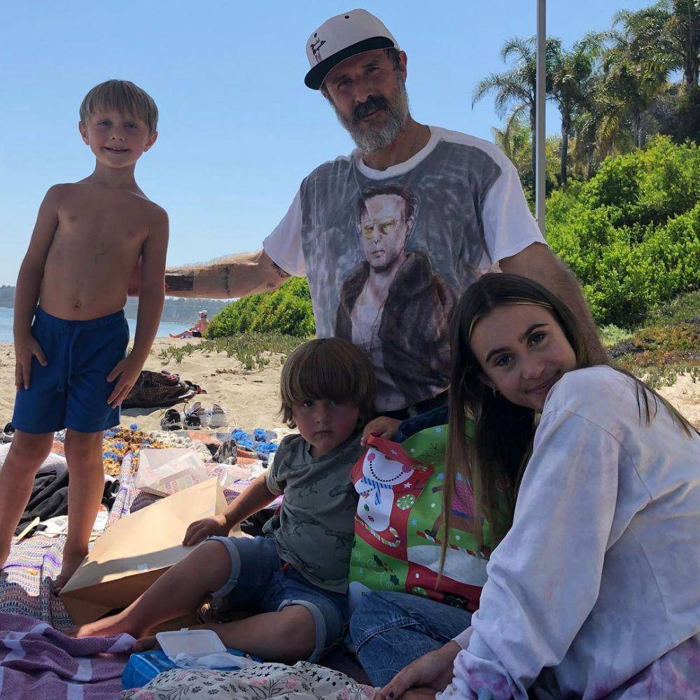 Charlie West Arquette, David Arquette bersama Augustus Alexis Arquette dan Coco Arquette (instagram.com/davidarquette)