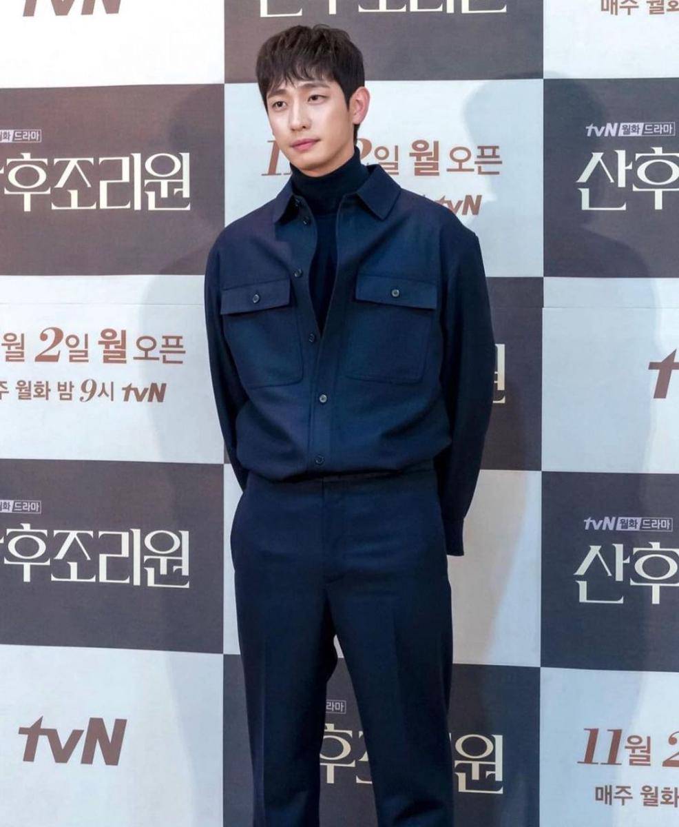 Yoon Park (instagram.com/yoon.bak)