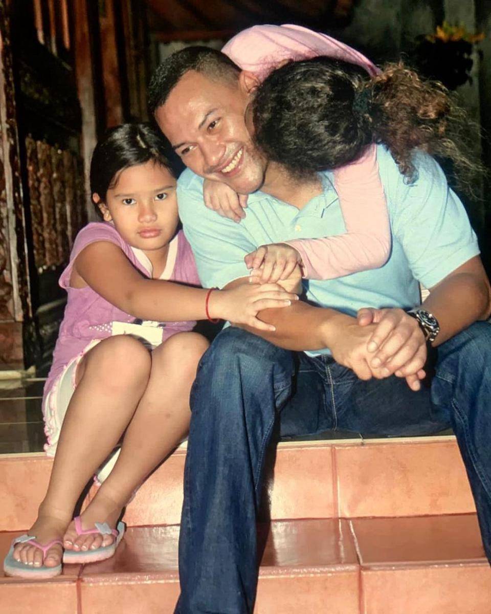 potret lawas Aaliyah Massaid bareng papa (instagram.com/aaliyah.massaid)
