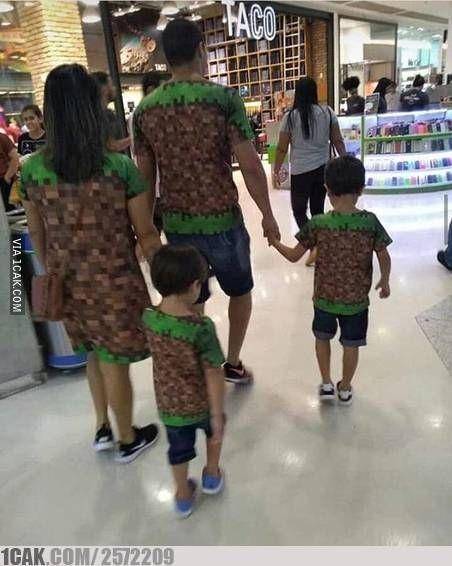 foto keluarga pakai baju kembaran (1cak.com)