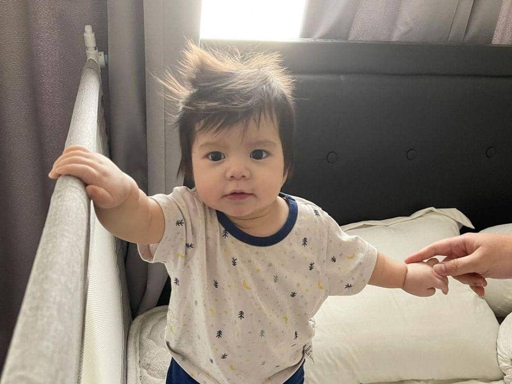 Bule Banget! 9 Potret Jerome Emmanuel, Anak Sheila Marcia dan Dimas