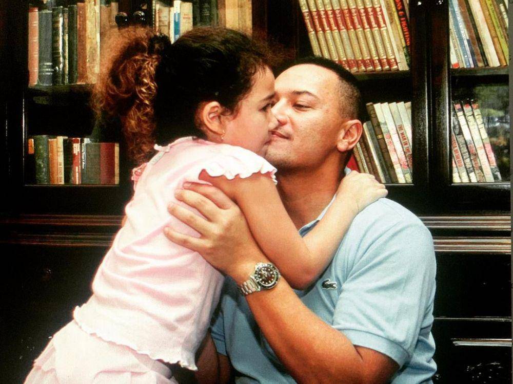 potret lawas Aaliyah Massaid bareng papa (instagram.com/aaliyah.massaid)