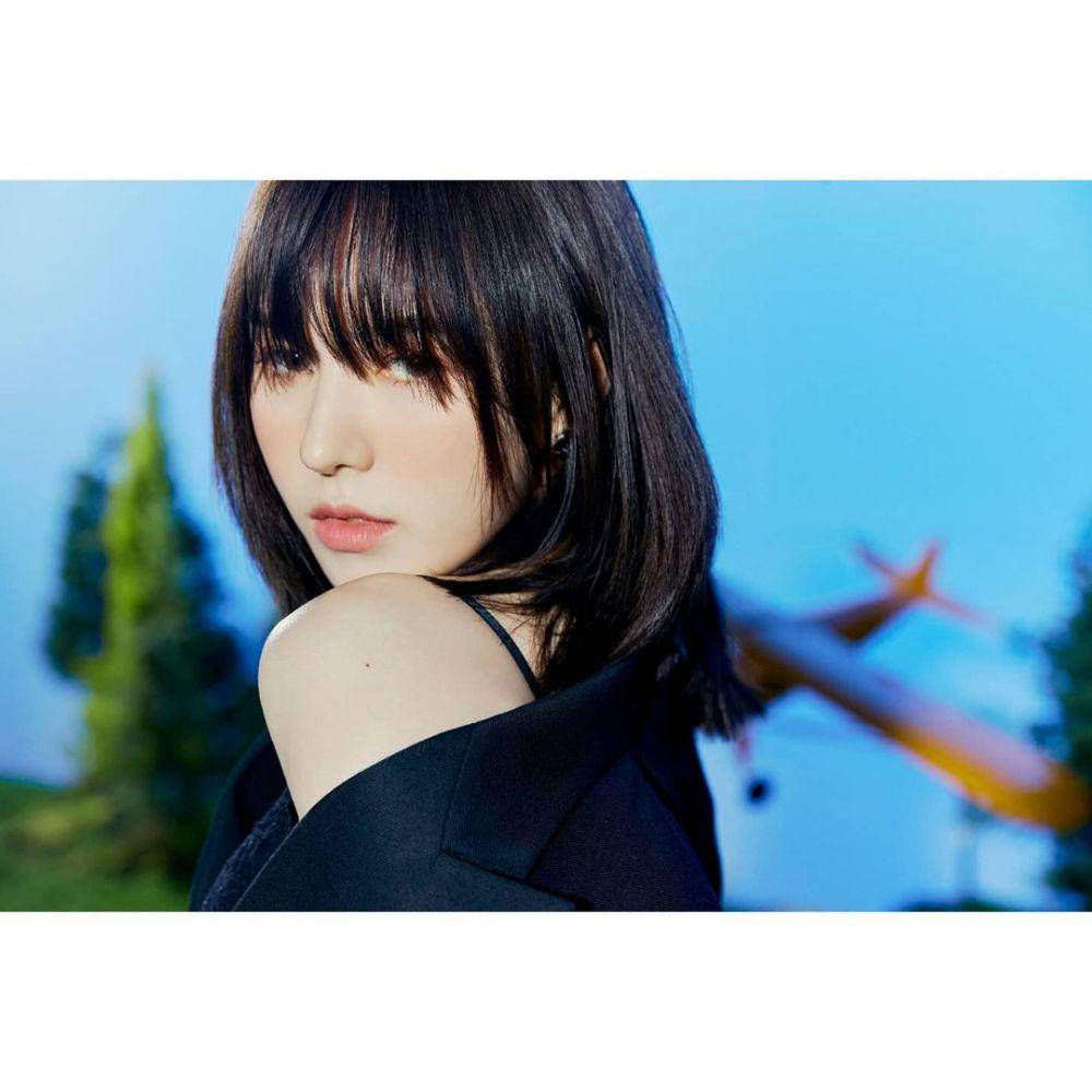 potret Wendy Red Velvet dalam teaser "Queendom" (instagram.com/redvelvet.smtown)