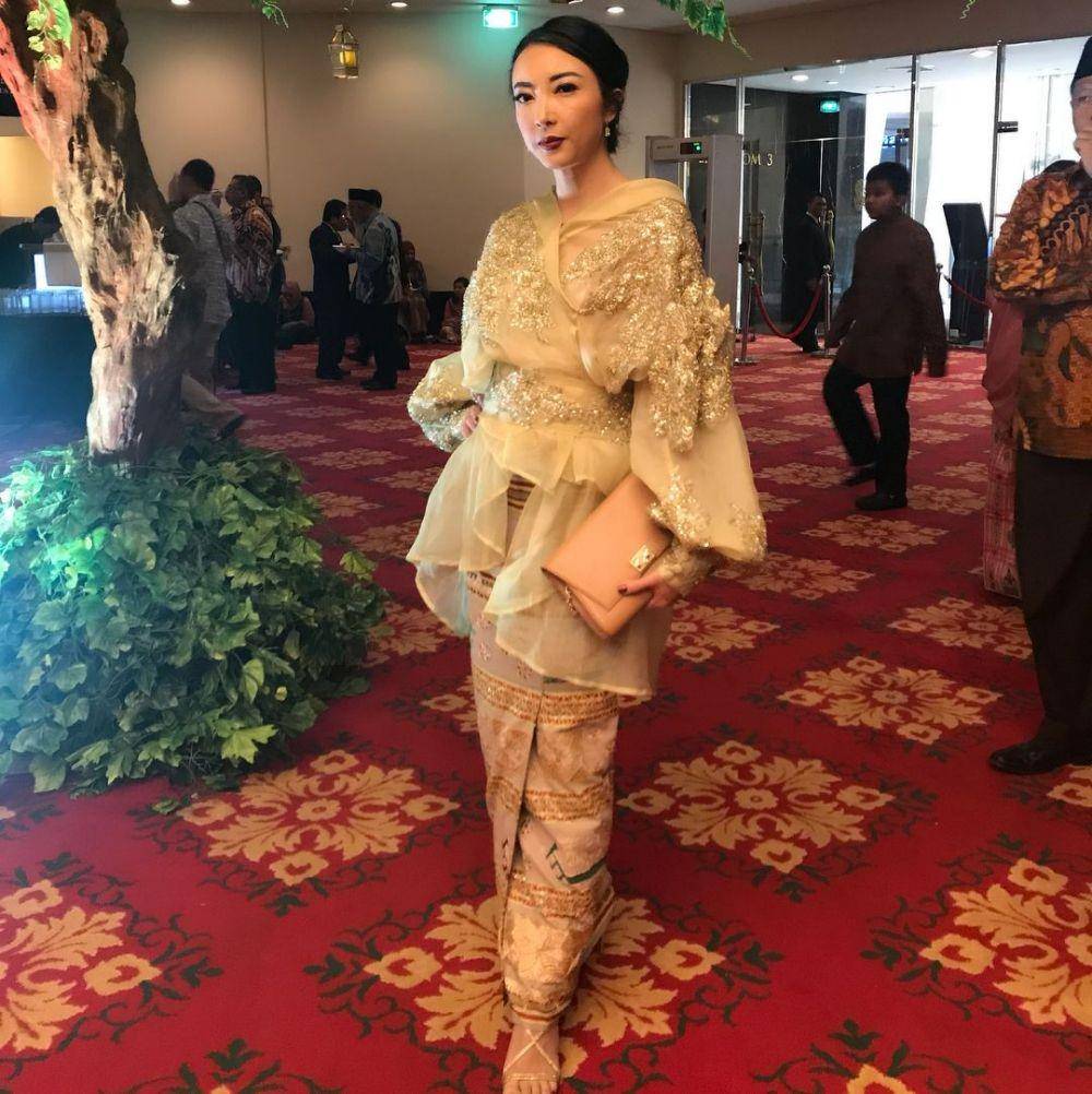 Baju Bodo Modern untuk Kondangan (instagram.com/rennysutiyoso)