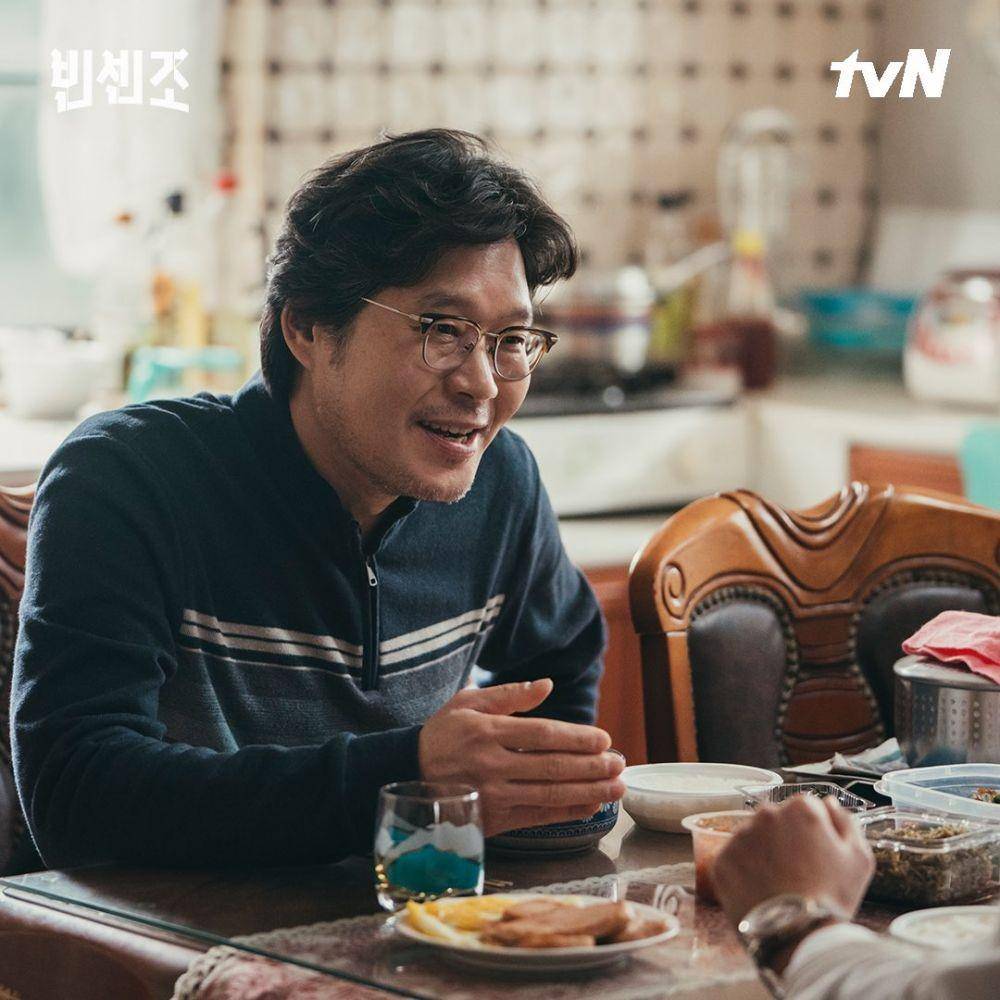 Hong Yoo Chan - Vincenzo (dok. tvN)