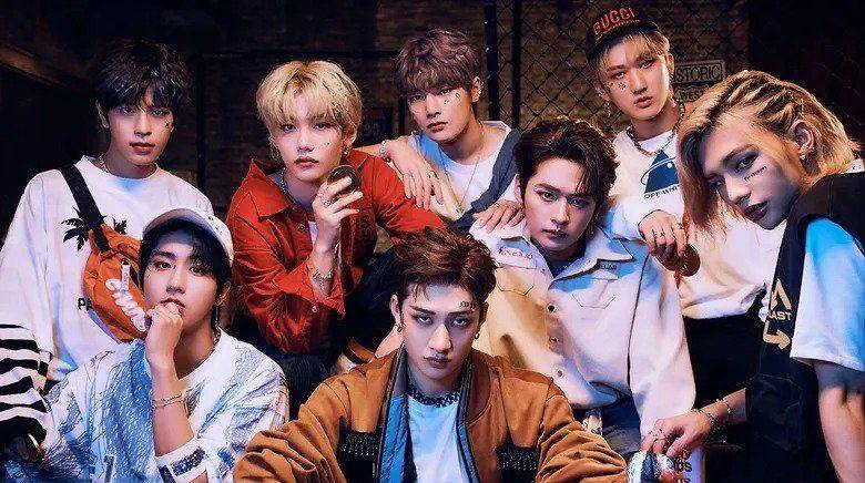 Stray Kids (dok. JYP Entertainment)