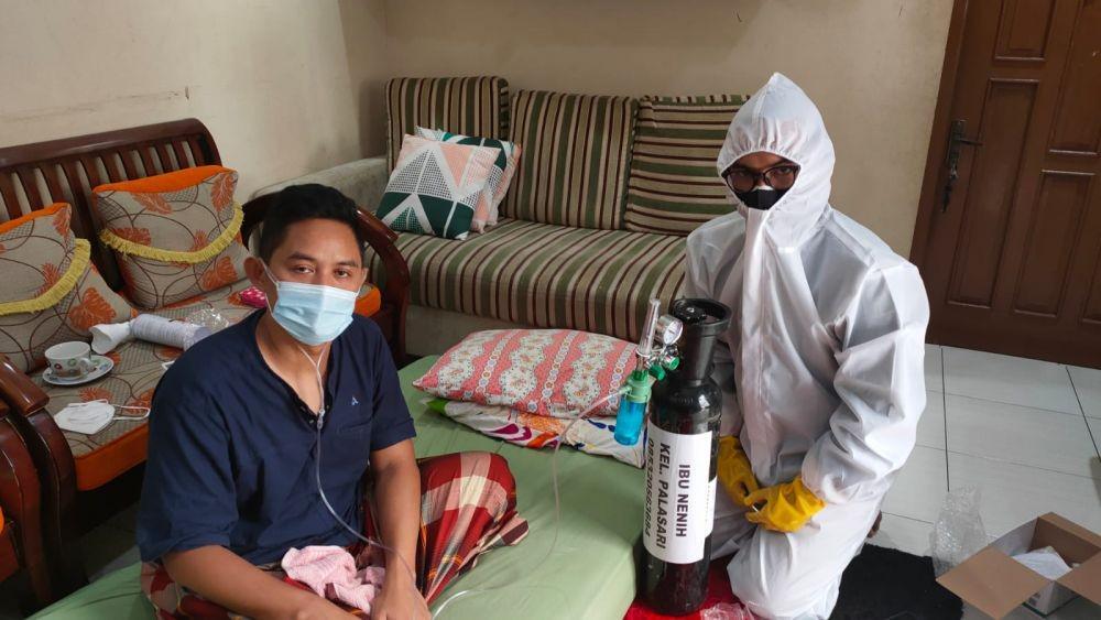 Bantu Pasien COVID-19 Isoman, Warga Bandung Gelar Sedekah Oksigen