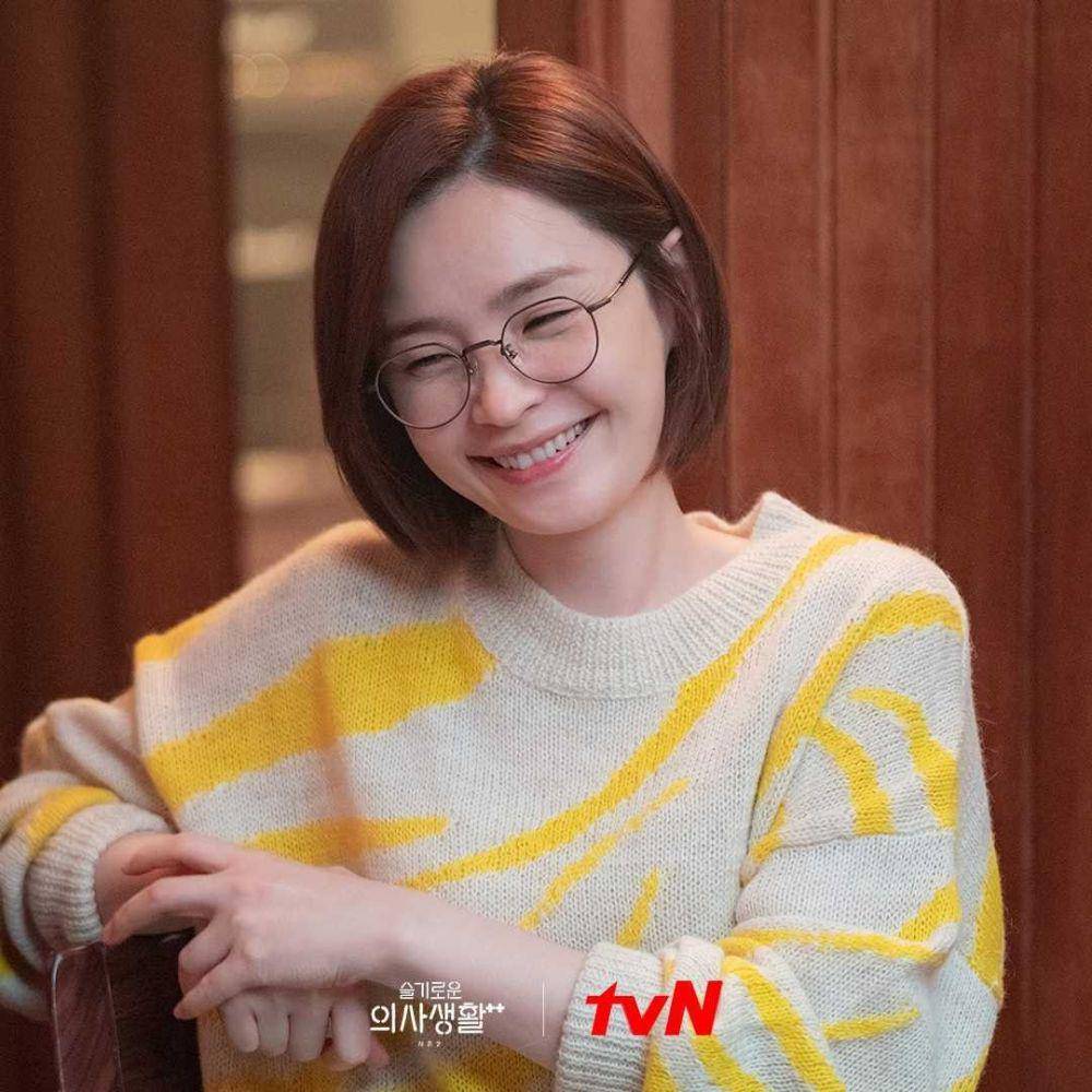 Jeon Mi Do di Hospital Playlist 2. (instagram.com/tvndrama.official)