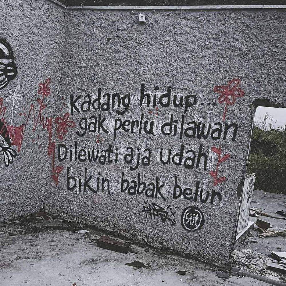 ragam tulisan di tembok (instagram.com/duhreceh)