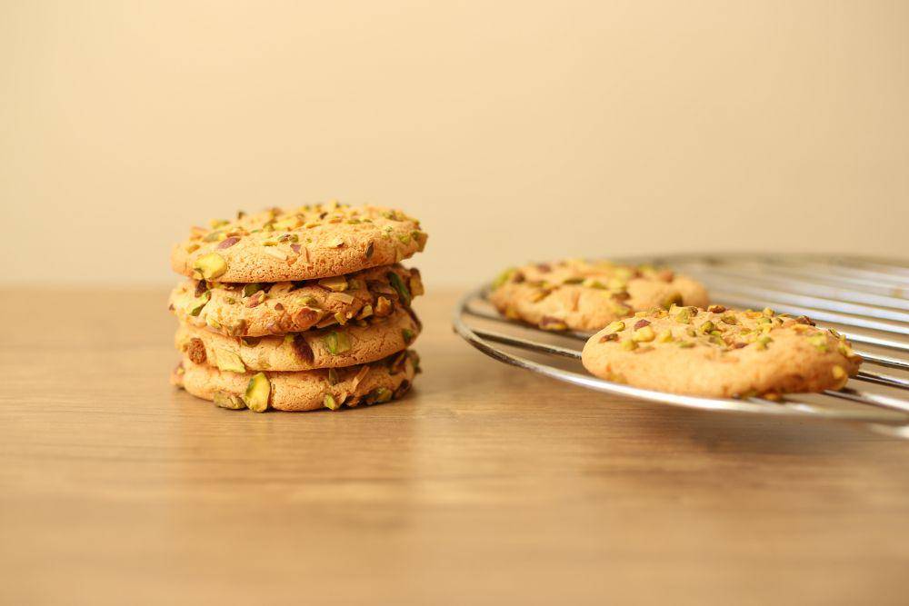 ilustrasi banana chips cookies (unsplash.com/Sahand Babali)