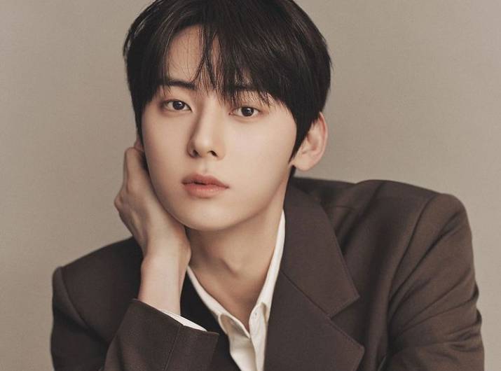Hwang Min Hyun (instagram.com/optimushwang)
