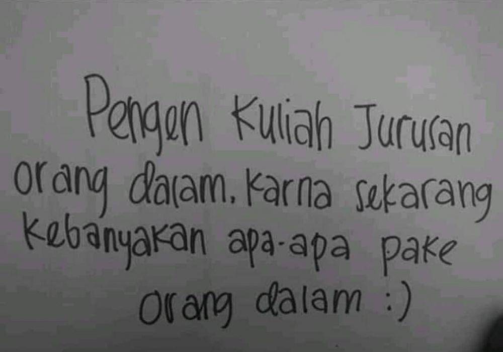 ragam tulisan di tembok (instagram.com/curhatantembok)