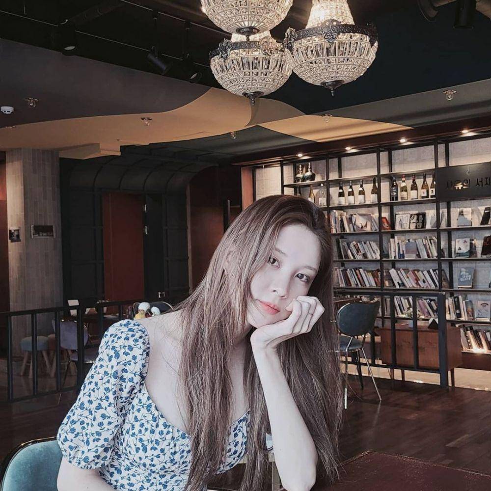 Seohyun SNSD (instagram.com/seojuhyun_s)