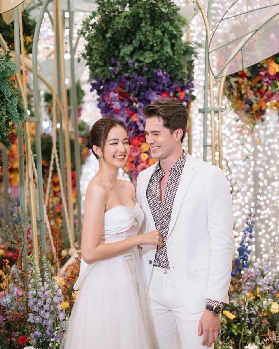 Mik Thongraya dan Bow Maylada (instagram.com/bow_maylada)