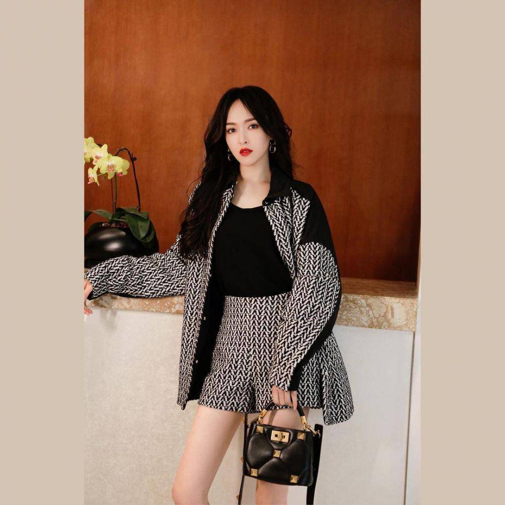 Tiffany Tang (instagram.com/tangyan1206)