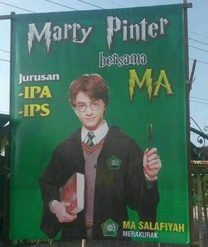 spanduk dikira nyaleg (twitter.com/nocontextwarung)