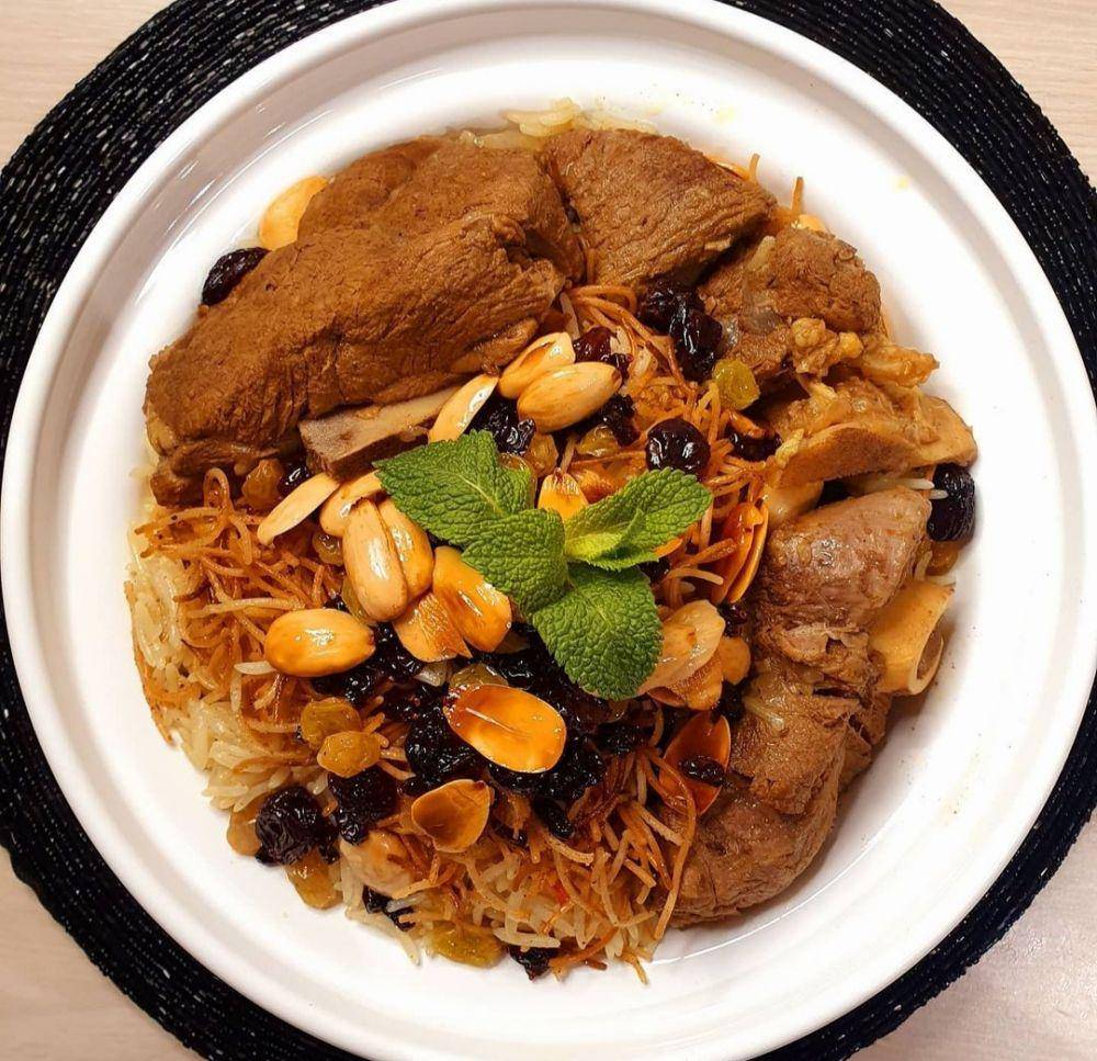 majboos (instagram.com/esoma_kitchen)