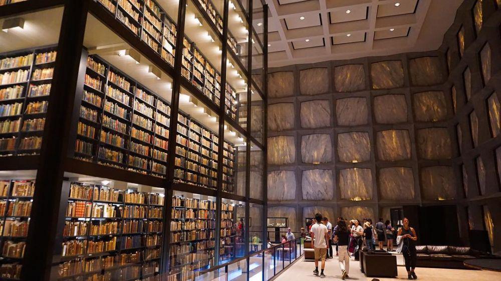 7 Perpustakaan Megah yang Harus Kamu Kunjungi Jika Pandemi Berakhir
