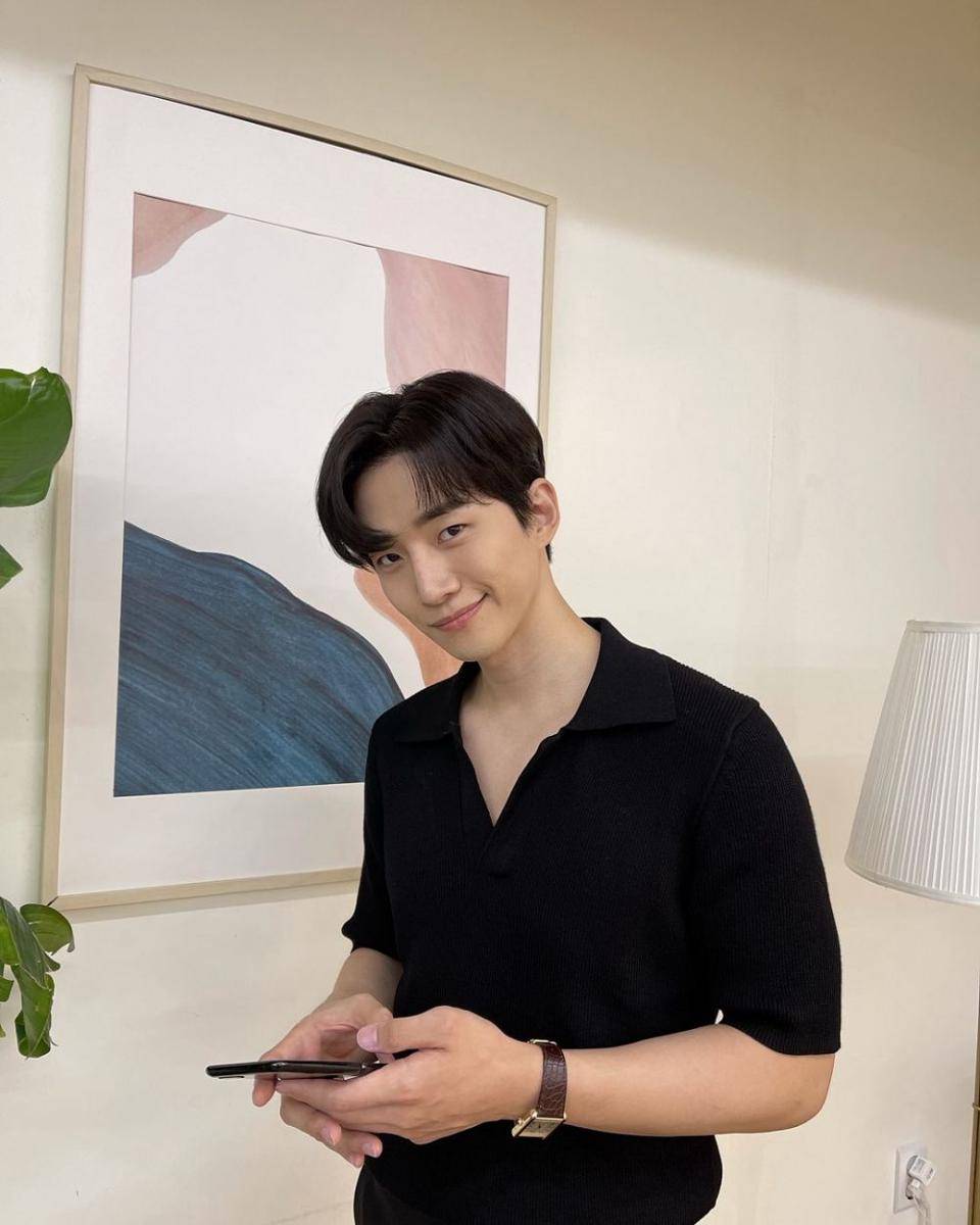 Junho 2PM (instagram.com/le2jh)