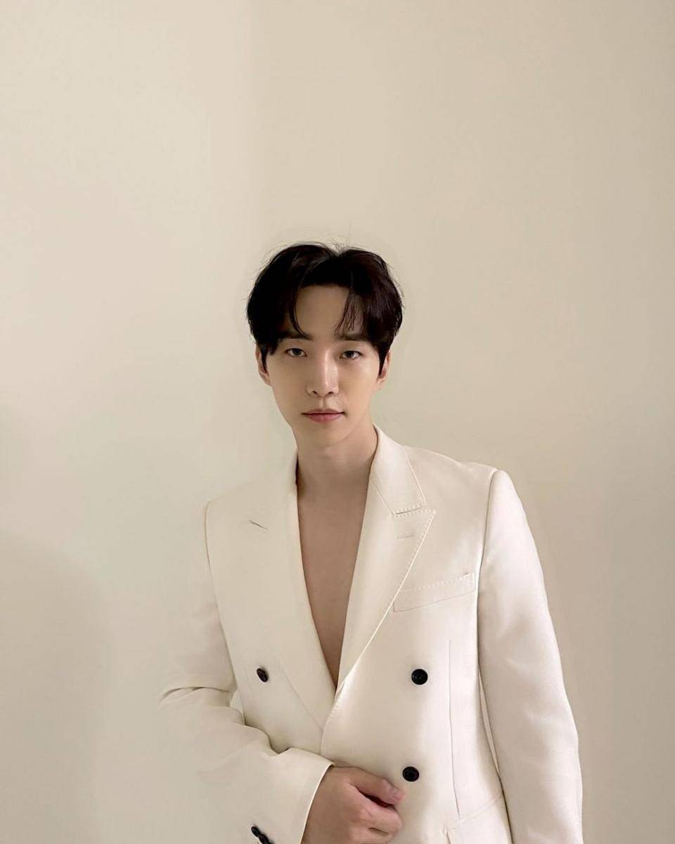 Junho 2PM (instagram.com/le2jh)