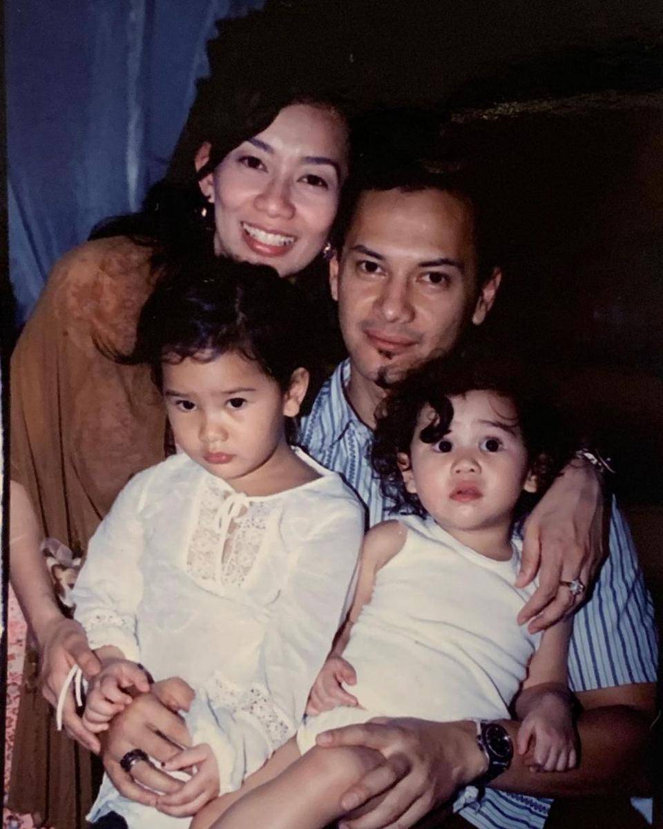 potret lawas Aaliyah Massaid bareng papa (instagram.com/rezaartameviaofficial)