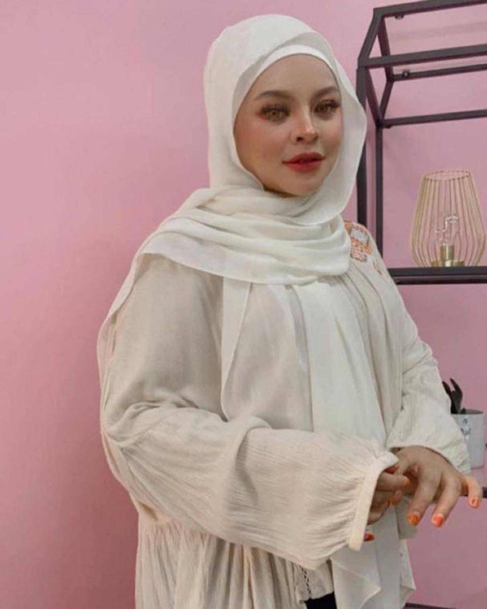 Siti Sarah meninggal dunia (Instagram.com/sitisarahraissuddin/)