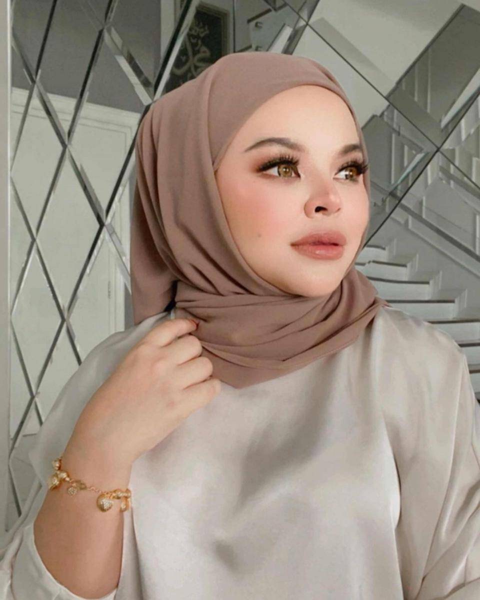 Siti Sarah meninggal dunia (Instagram.com/sitisarahraissuddin/)