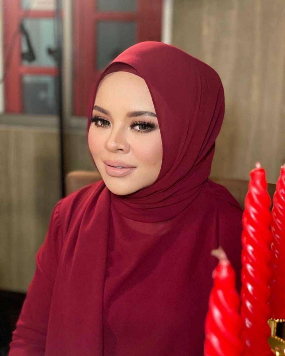 Siti Sarah meninggal dunia (Instagram.com/sitisarahraissuddin/)