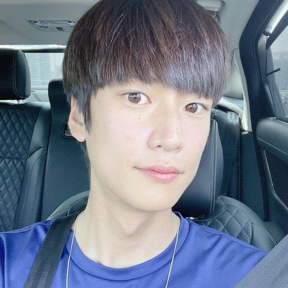 Na In Woo (instagram.com/10042n00)