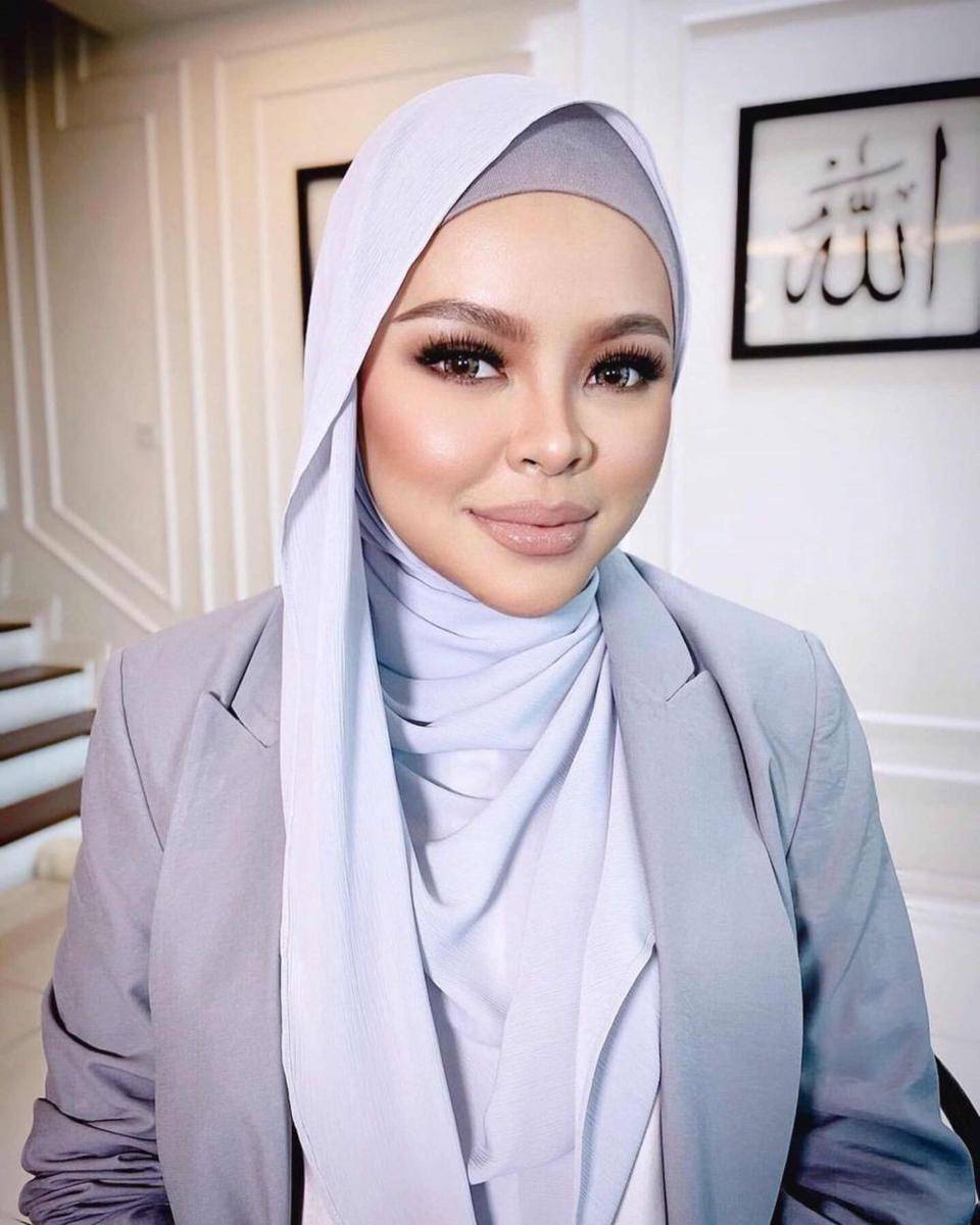 Siti Sarah meninggal dunia (Instagram.com/sitisarahraissuddin/)
