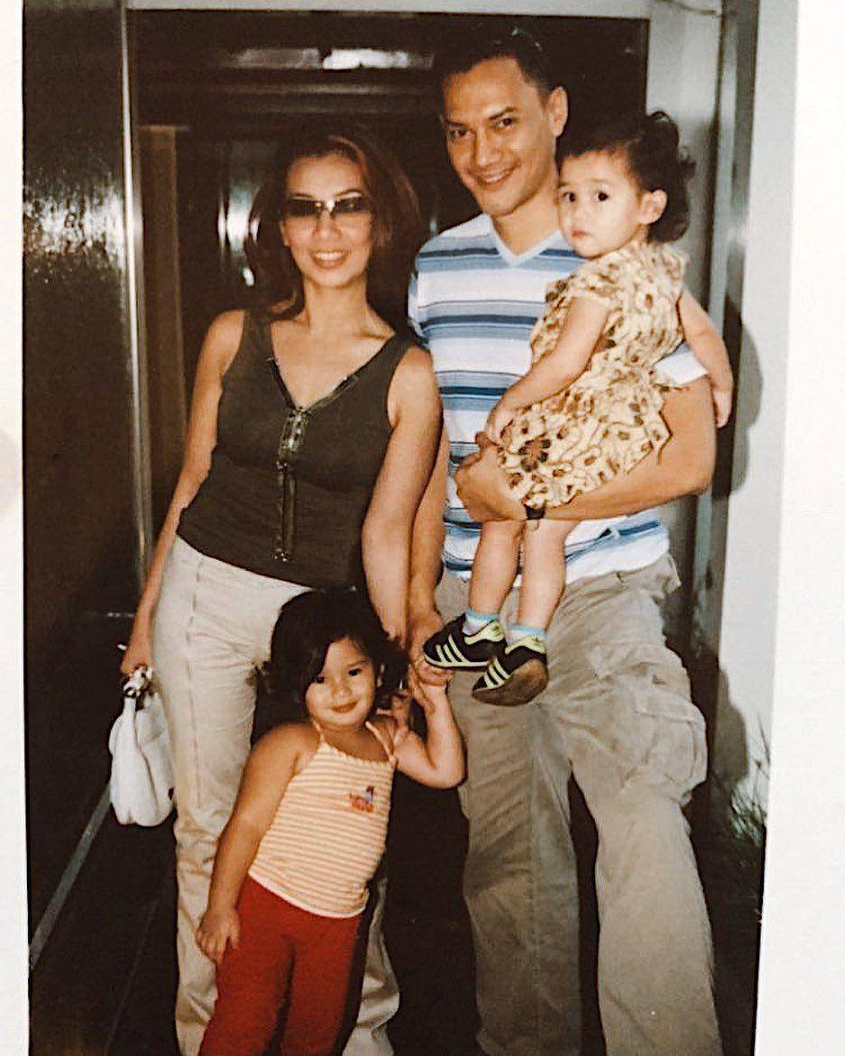 potret lawas Aaliyah Massaid bareng papa (instagram.com/aaliyah.massaid)