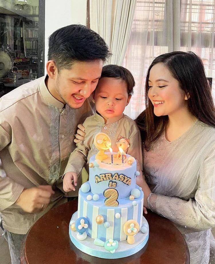 Anniv Tasya (Instagram.com/Tasyakamila)