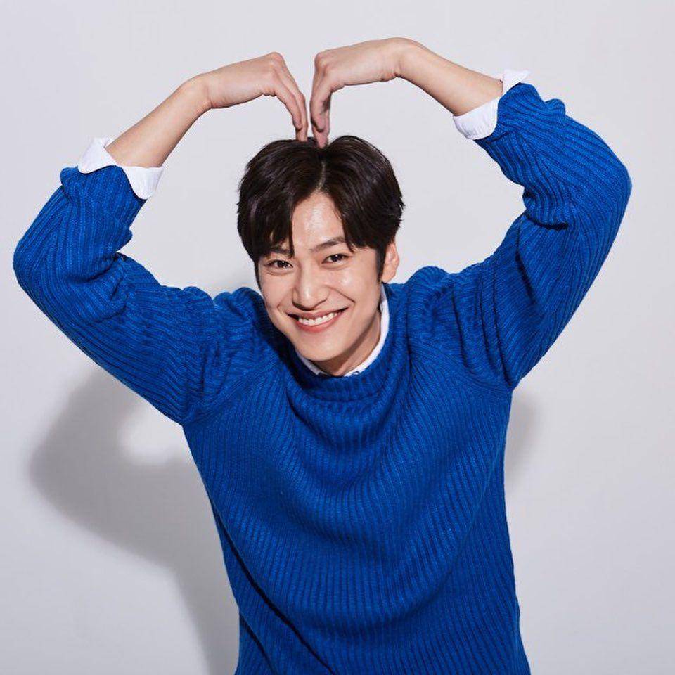 Na In Woo (instagram.com/10042n00)