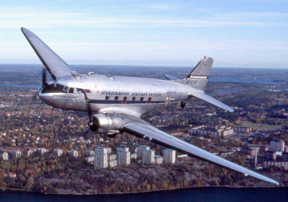Douglas DC-3. (wikimedia.org/Towpilot)