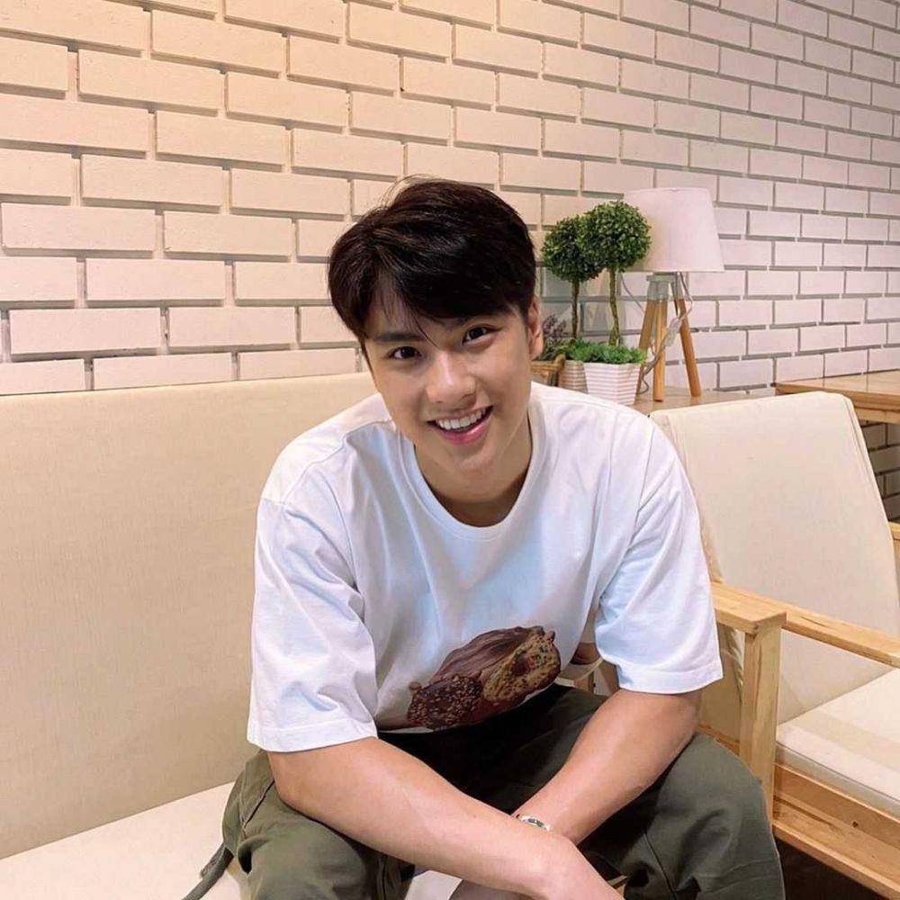 Ohm Pawat (instagram.com/ohmpawat)